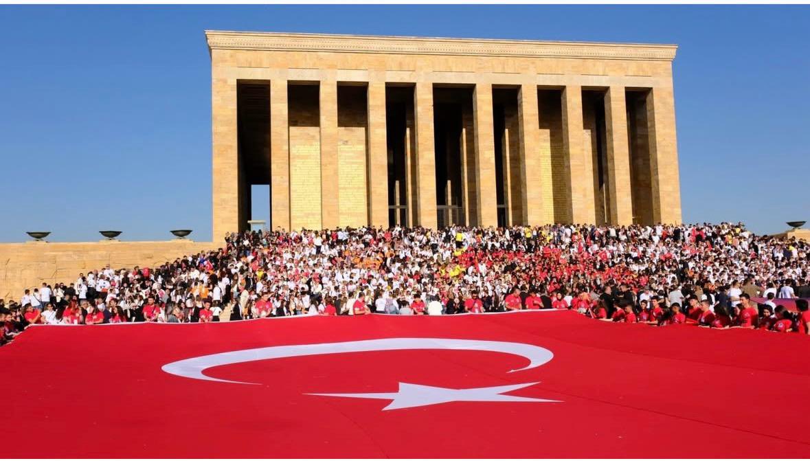 #4EkimdeLÖSEVleAnıtkabirde