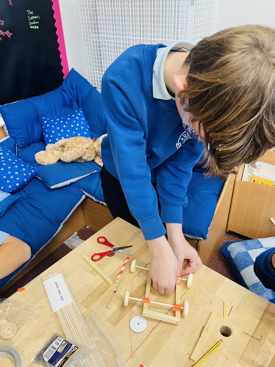 AddiewellPS's tweet image. A successful start to woodworking today - with the frames for our band-driven cars complete!