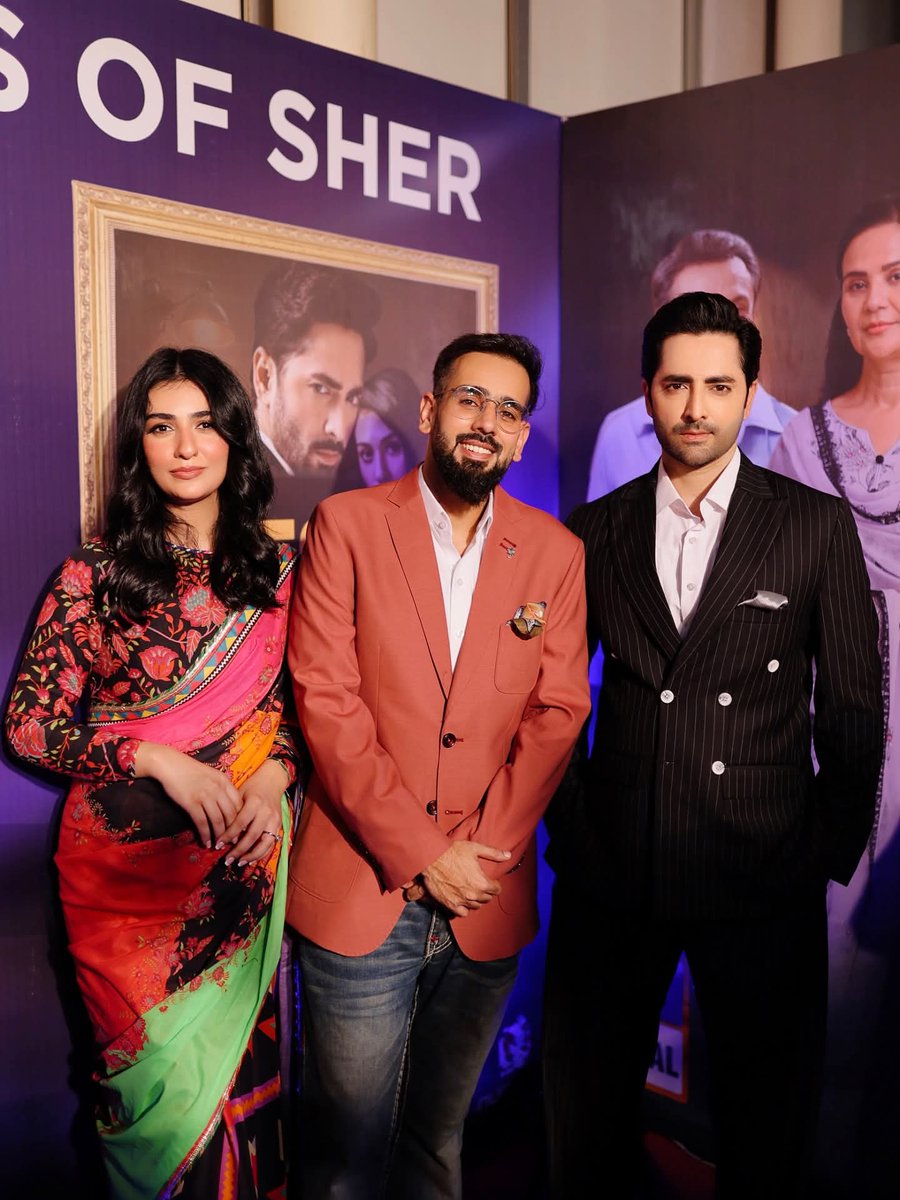 LFI_Lollywood's tweet photo. The stars & the storytellers behind Sher! 🦁
Sarah Khan & Danish Taimoor with producer of SHER Abdullah Seja, celebrating the unforgettable finale in true style.
#Sher #SherFinale #ARYDigital #MegaFinale #DanishTaimoor #SarahKhan #Sherary https://t.co/x7Tcg1yoyV