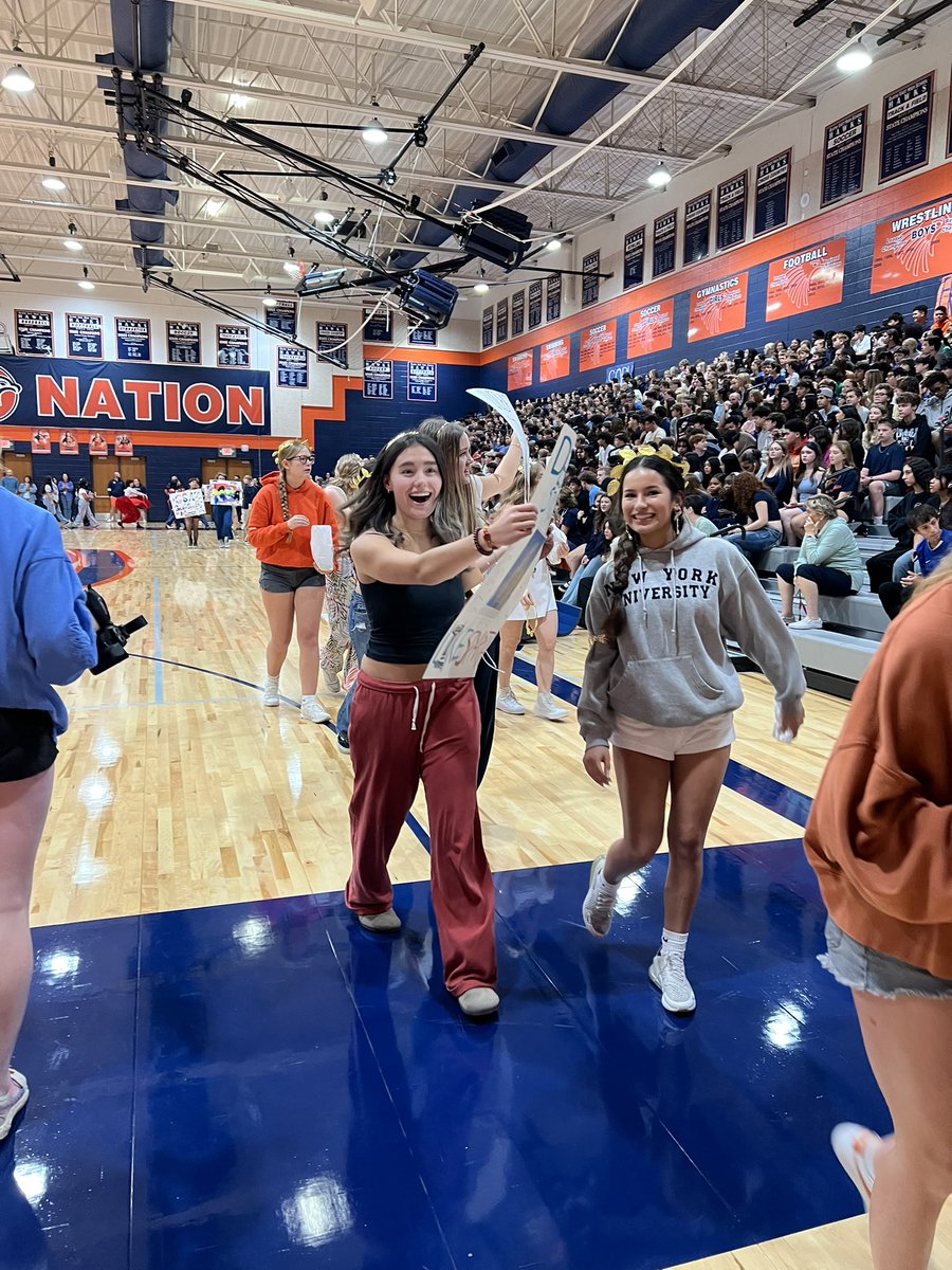 OE Hawk Talkers tweet media