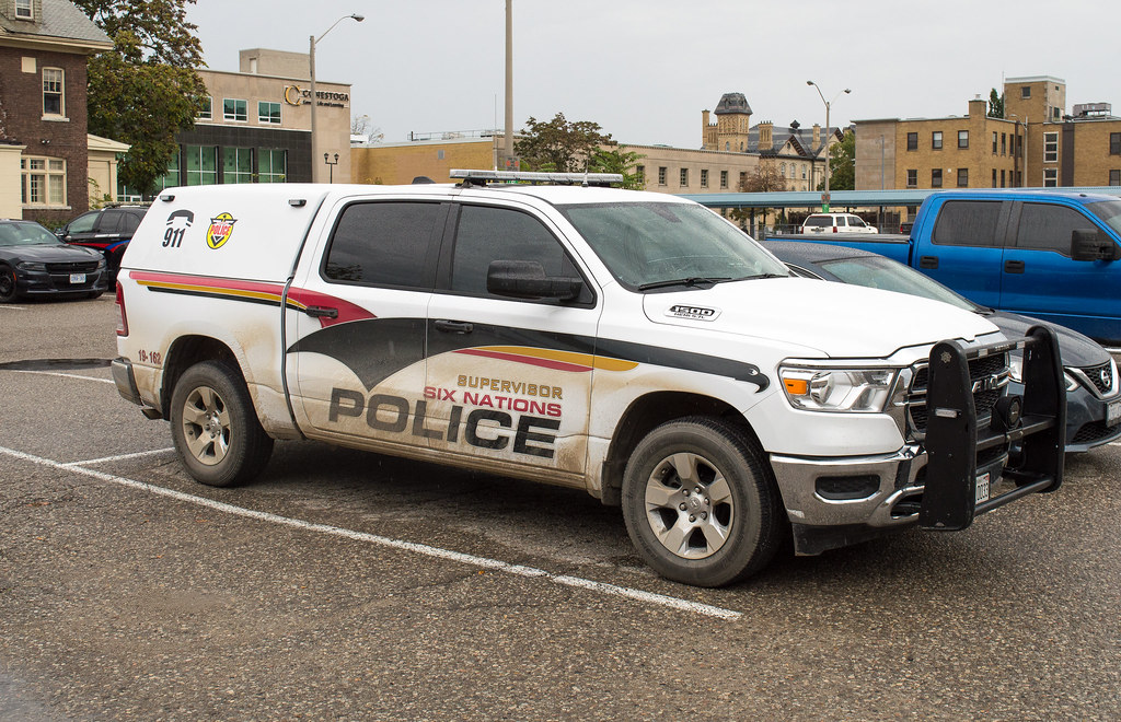 Six Nations Police officer arrested, facing two charges. For further details, go to brantbeacon.ca/six-nations-po…