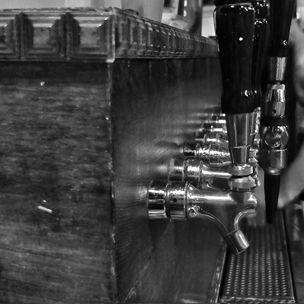 מסקנות כיפור, התעסקתי בפוליטיקה הרבה יותר ממה שאני רוצה (אני לא רוצה בכלל).
אין לישראל שום מערך הסברה שעובד מול כל הארגונים בחו"ל.
התודעה של אנשים לגבי ישראל היא זוועתית אין פלא ששונאים אותנו.
אנשים מטומטמים.
מזל שיש לי בר מתחת לבית...
גמר חתימה טובה ומלא חטאים השנה 😘