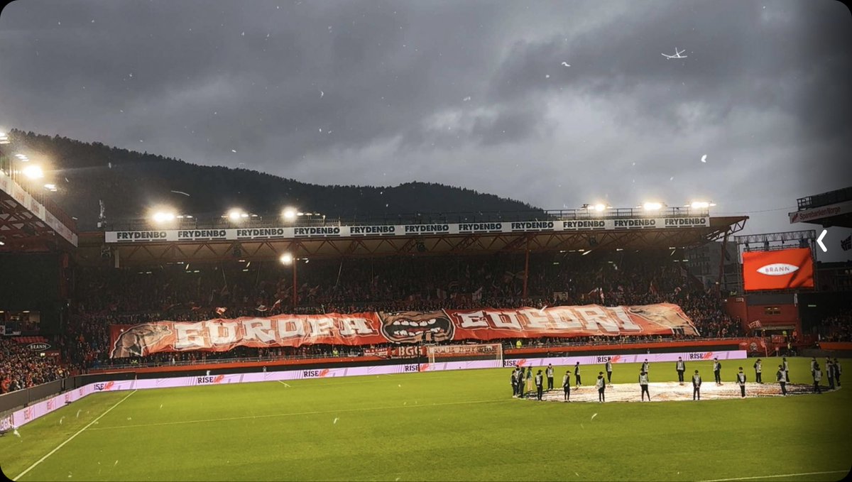 Kim (@kimaheroe) on Twitter photo 