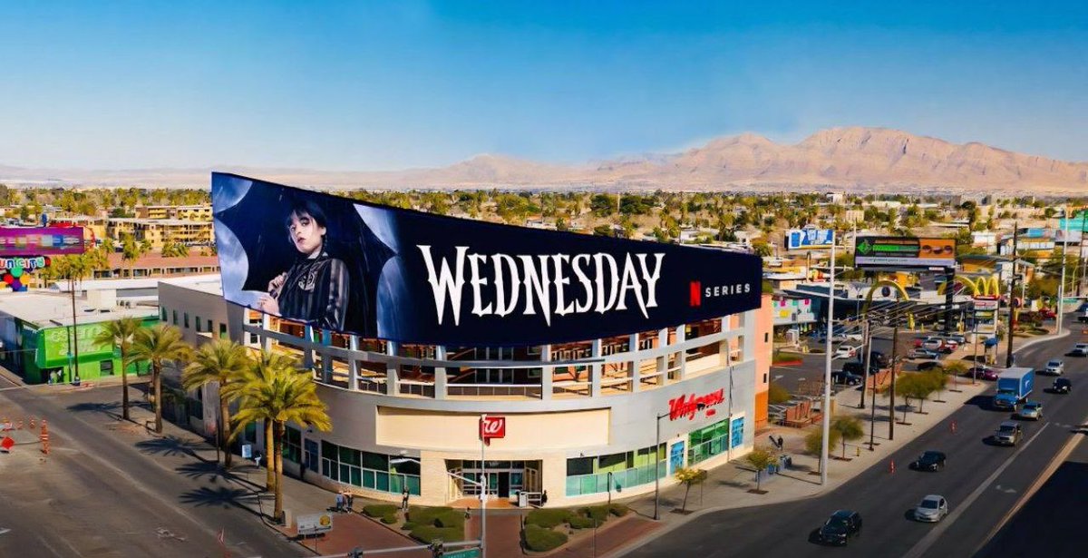 JDog_Media's tweet photo. Las Vegas, Hong Kong and New York https://t.co/VCSNkYF4jd