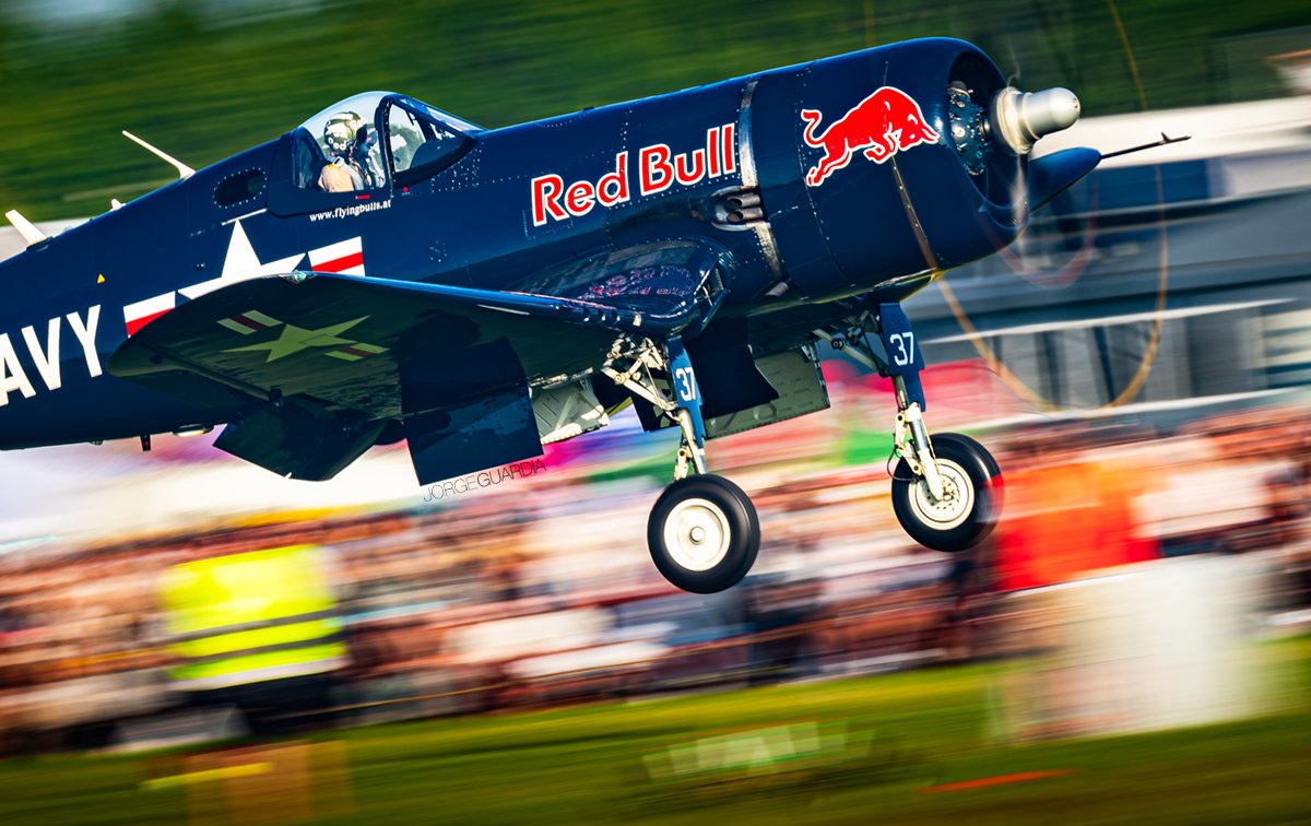 JorgeGuardia_'s tweet image. Corsarios veloces
#F4U #Corsair #Redbull #Leszno