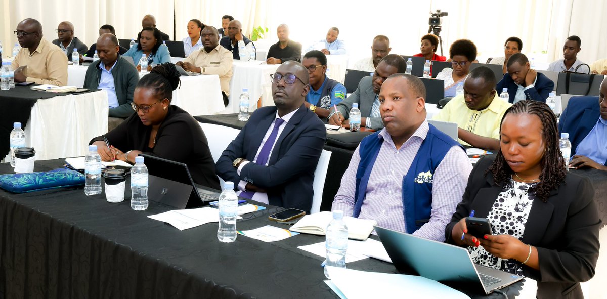 RwandaNorth's tweet photo. I Musanze habereye inama nyunguranabitekerezo yateguwe na @RwandaNorth ku bufatanye na @GenderMonitorRw, yibanze ku bikorwa byakozwe mu cyumweru cyahariwe kwimakaza ihame ry'uburinganire muri iyi Ntara cyari gifite insanganyamatsiko igira iti " Umuryango utekanye, Ishema ryanjye" https://t.co/k6i6fLKbFE