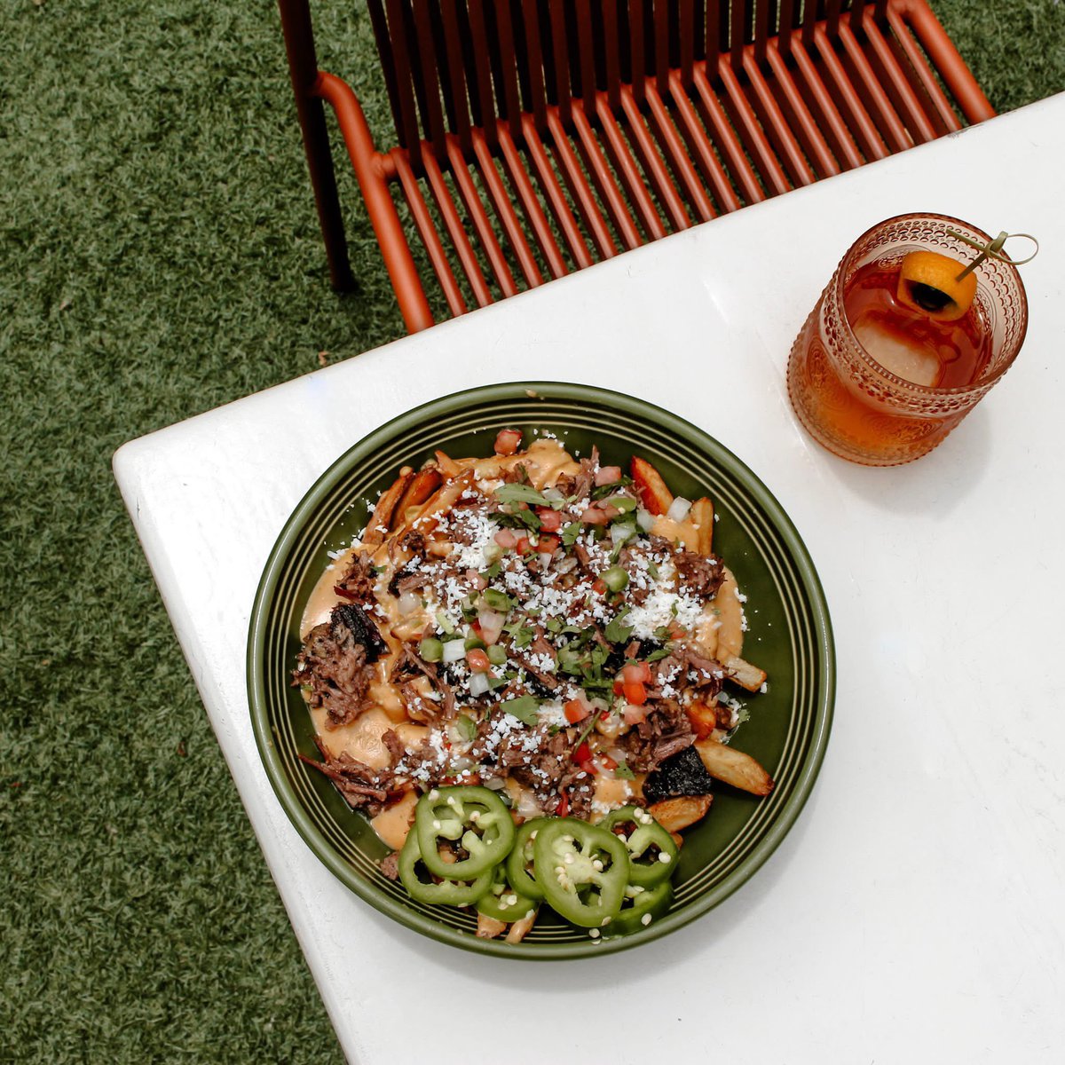 Happy Hour is calling 🍻 Join us Monday–Friday from 3–6PM at our @dallasfarmersmarket location for exclusive bar bites and drink specials!

The perfect way to wind down (or gear up)! See you here!