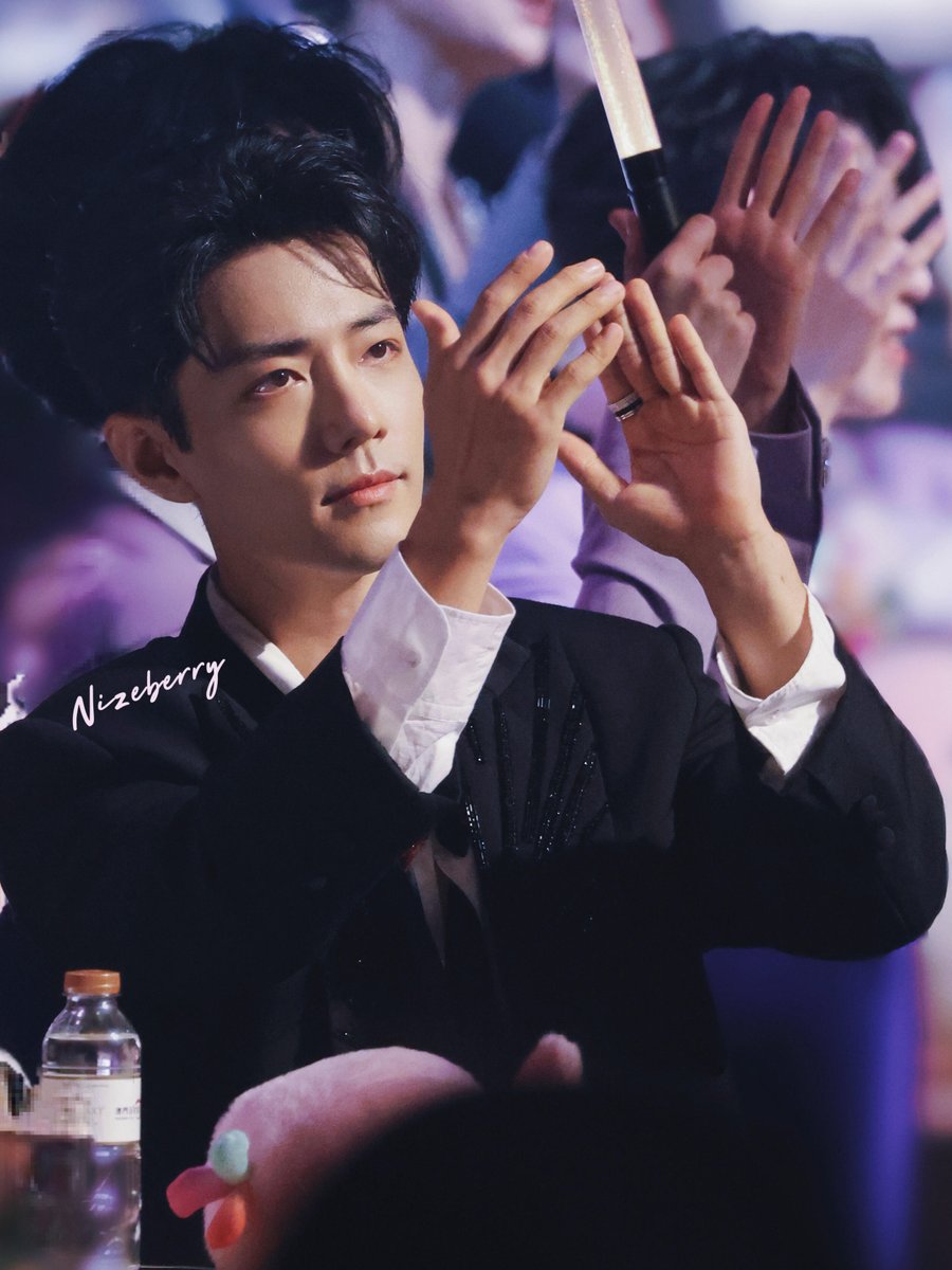 Xiao_Zhan_World's tweet photo. Xiao Zhan at the Greater Bay Area Film Concert 2025      

#XiaoZhan #肖战 #XiaoZhanGBAFilmConcert25 https://t.co/C34Qk6GQKd