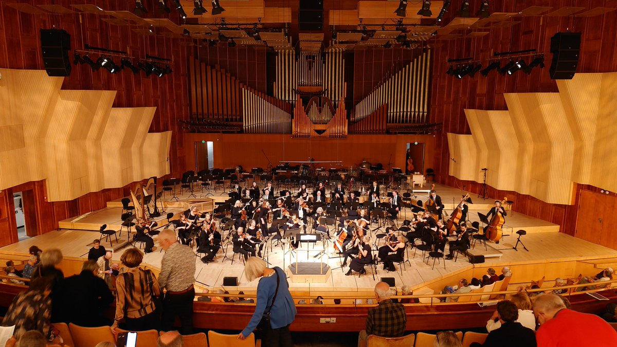 operalastnight's tweet image. One of three orchestras in Denmark playing Mahler 6 tonight...the Copenhagen Phi. #mahler