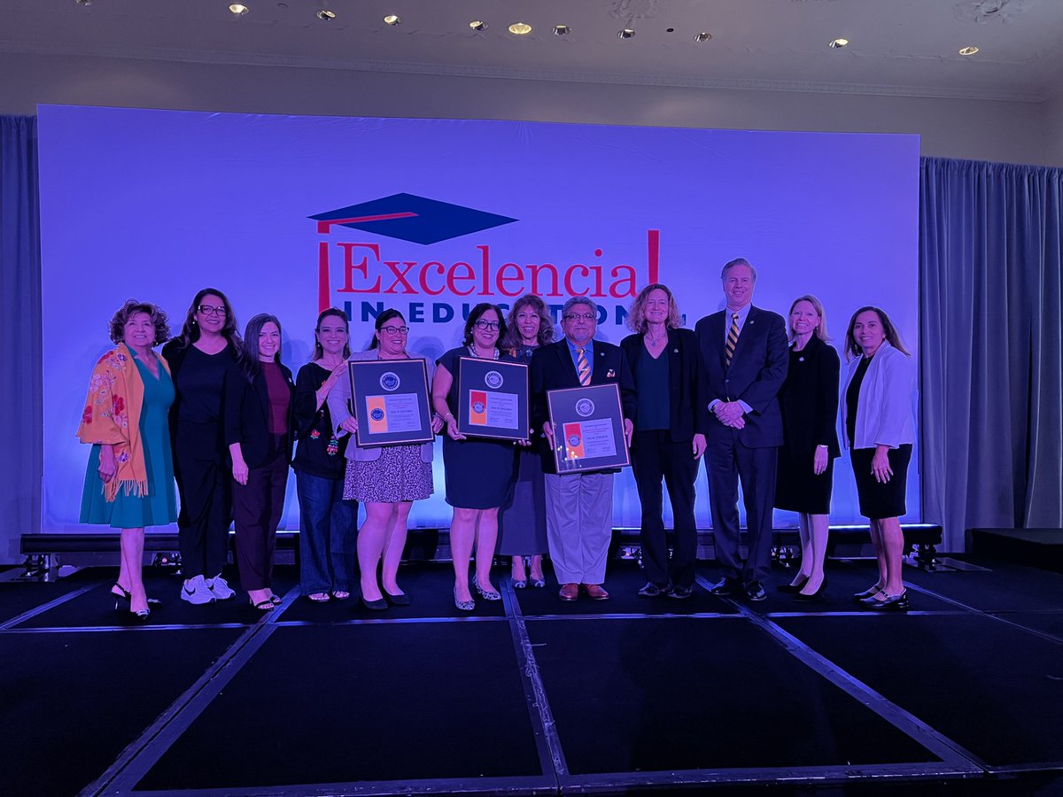 calstate's tweet image. .@EdExcelencia has announced the 2025 #SealofExcelencia recipients! 🎉

🏅 New: Cal Poly Humboldt &amp;amp; @SJSU
🏅 Recertified (3rd time): @CSUCI

In total, 13 #CalState campuses hold the Seal—affirming the CSU as a national leader in equitable student success: edexcelencia.org/seal-excelencia
