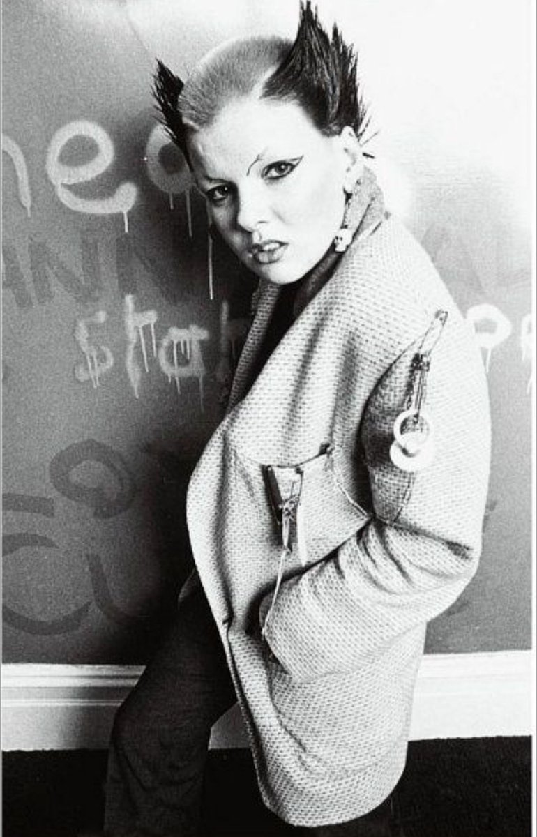 IMCLUNKY's tweet image. Susan Lucas, better known as Soo Catwoman, was a member of London&apos;s early punk subculture

She passed away on the 2nd of October 2025.🥹🙏🏽
#punksnotdead 
#punksandskins 
#skinhead 
#punk 
#ska 
#oi