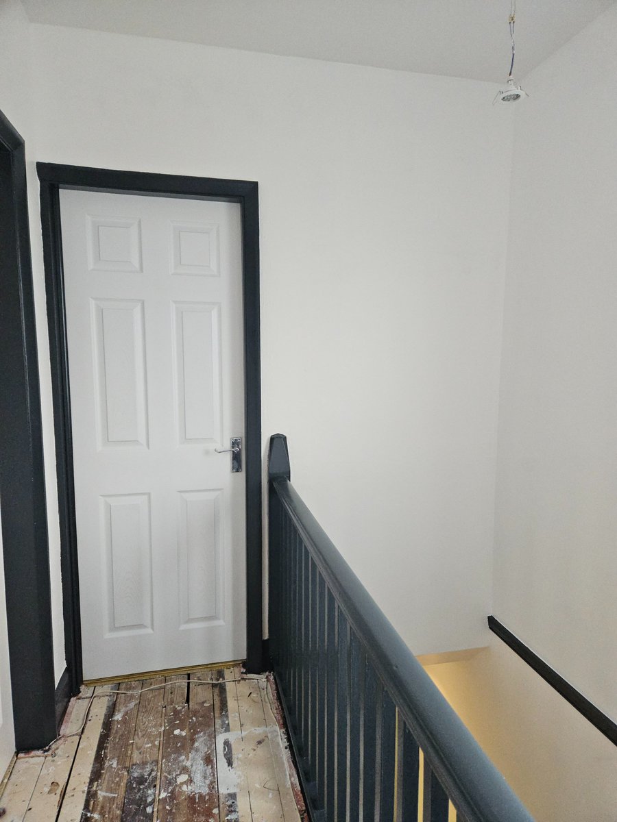 Wall2WallPD's tweet photo. Recently decorated hall stairs and landing in @JohnstonesTrade walls in covaplus brilliant white,  Woods in brilliant white and anthracite grey.
#wall2wallpainters https://t.co/jVgMxNp1d1