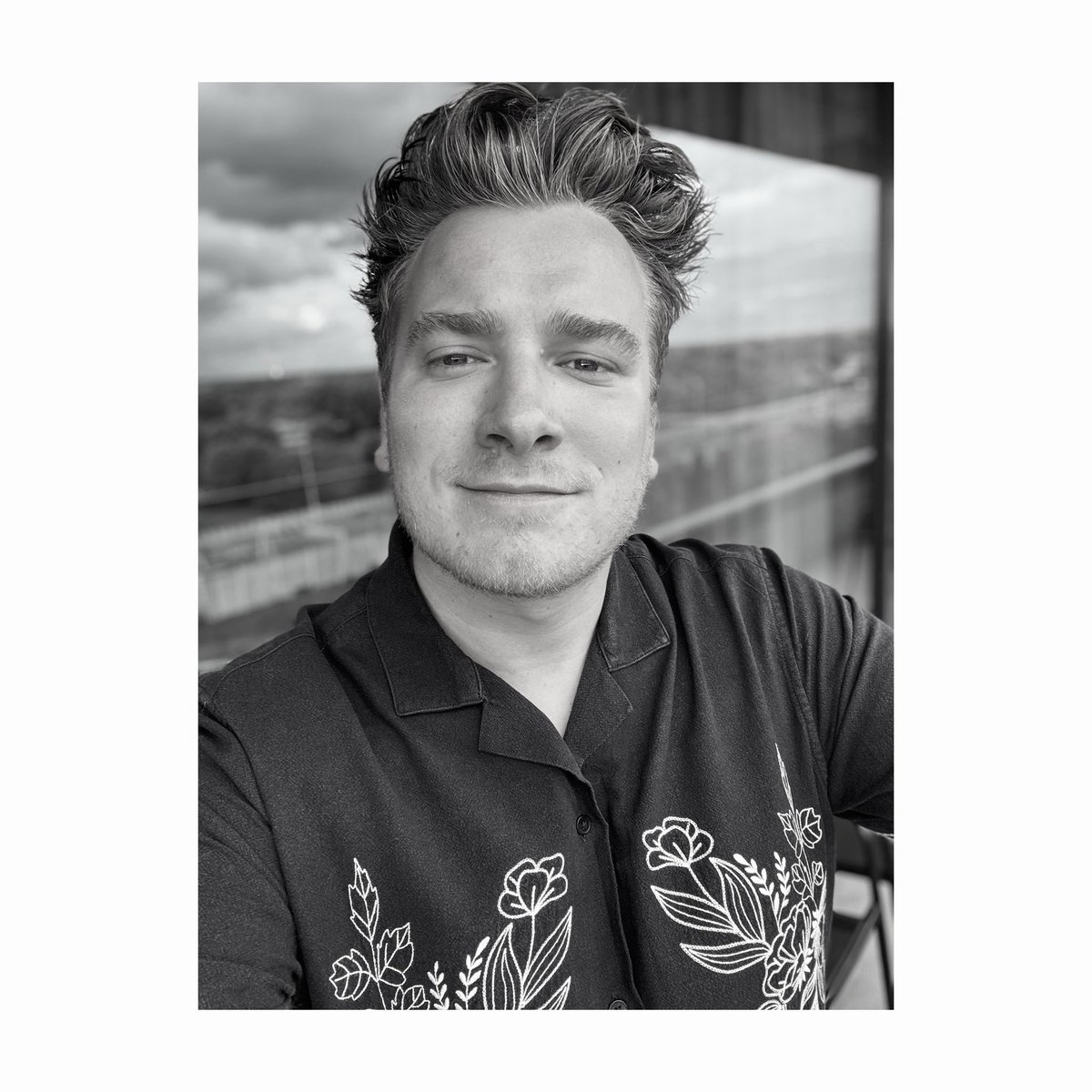 HenryFricker's tweet photo. Take 2 📸 https://t.co/DzinKT1Y4v