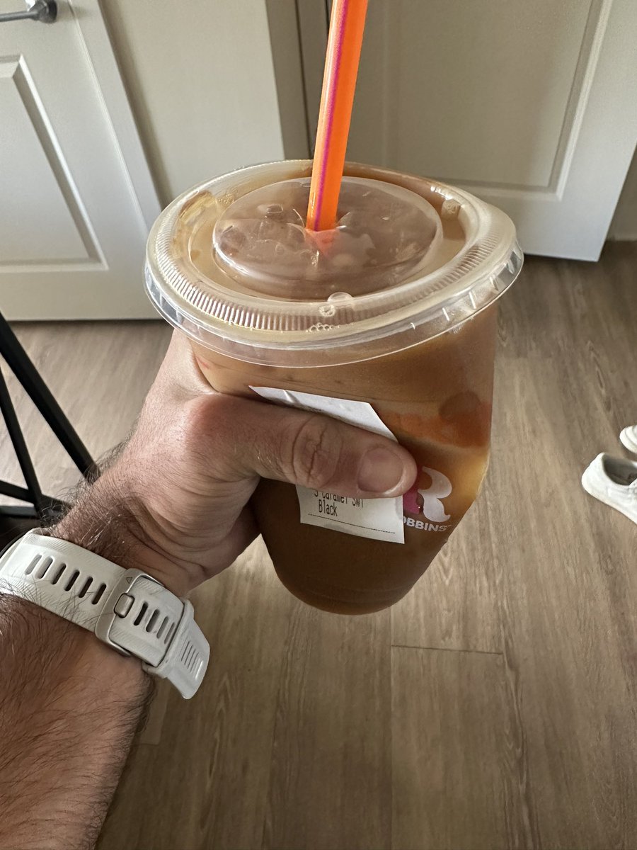 I never get Dunkin down here cause it tastes like dirty pond water outside of New England for some reason…

But my tastebuds can deal with a little sacrifice for positive vibes!