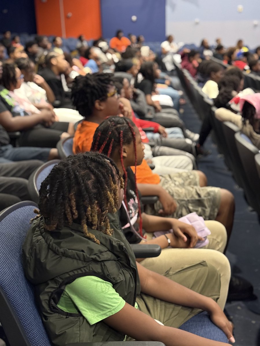 JLewisInvictus tweet media