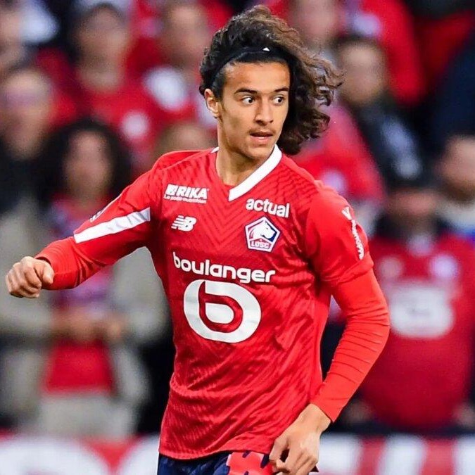 enzopailot's tweet image. Plus les matchs passent, moins on va réussir à trouver de qualificatifs pour parler d'Ayyoub Bouaddi.

18 ans tout pile, le calme et le QI foot incarnés pour déjouer à la pression forte de la Roma.

Un an après le Real Madrid, on est bien sur un homme de grands rendez-vous.