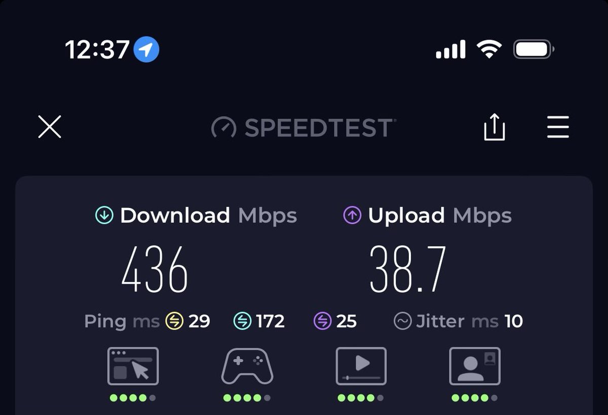 jamiemcdonald's tweet photo. Wow. @Starlink wifi on @united. https://t.co/Spm0Aj2a5v