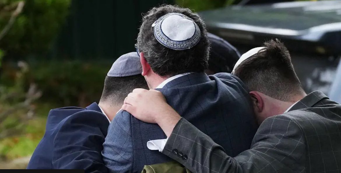 Pray For Leeds tweet media