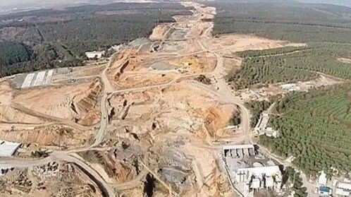 ⚠️ Çatalca İhsaniye’de 231 hektarlık orman ve tarım arazisi, kuvars kum ocağı için tehdit altında!
💧 Çatalca Belediyesi ve İSKİ uyarıyor: Su ve yaşam riske giriyor!
🌳 #SuHayattır #DoğayıKoru 

cumhuriyet.com.tr/cevre/catalca-…