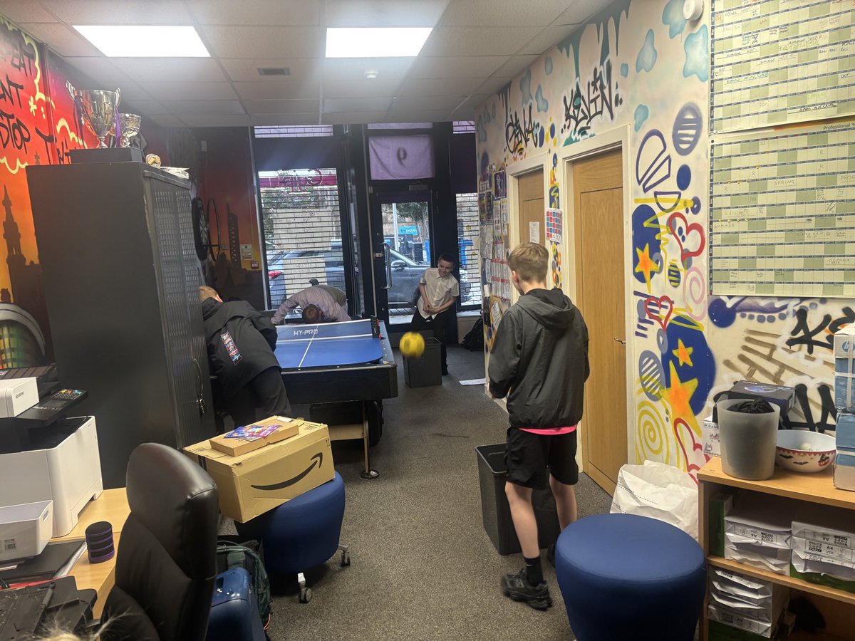 Sam McCann tweet media