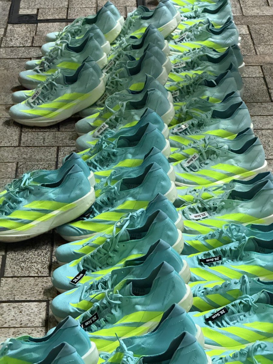 Run_u_R tweet picture