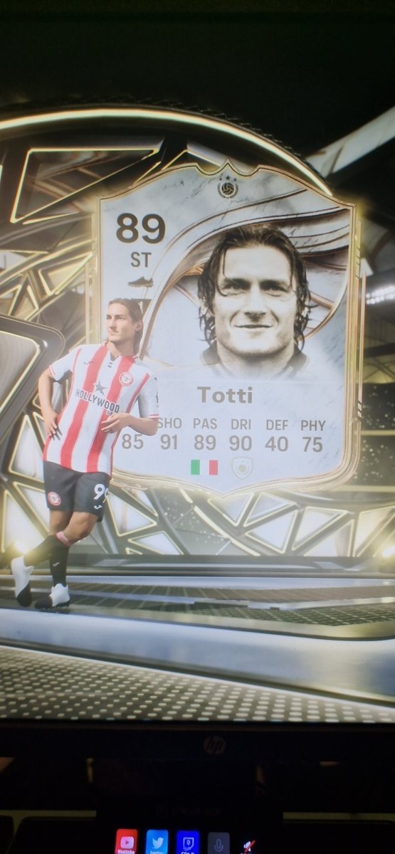 Marquee Matchups paid off massive !!!!! My good god... and its tradable,  1.6m #FC26