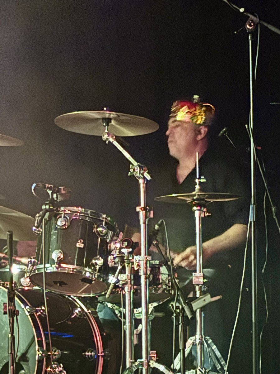 skene_james's tweet photo. Was great night for Belly performing King album etc https://t.co/zvqJQ2mzMl