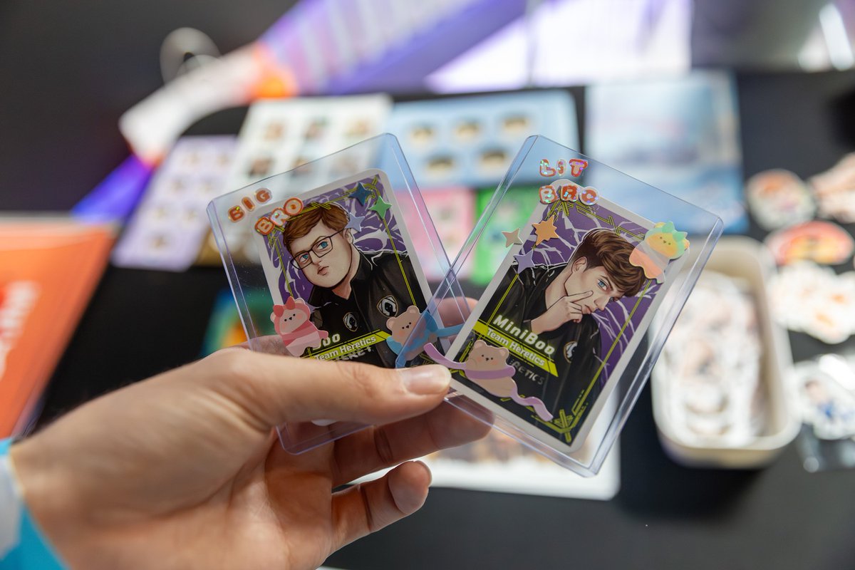 Show us YOUR mystery photocard pull in the replies 👀👀

#VCTFanCafe #VALORANTChampions