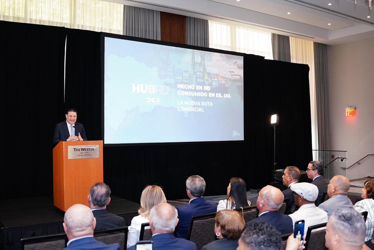 RD avanza firmemente en su meta de duplicar las exportaciones para 2036, las Aduanas ha jugado un rol preponderante en el crecimiento actual y la que se espera a futuro, D24H, escáner en puertos, nueva ley de Aduanas, más tecnología y mejoras significativas desde la llega de Yayo