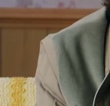 istg im not insane BUT IS THAT A VEST OH MY GOD WHY DOES IT LOOK LIKE TWO DIFFERENT LAYERS