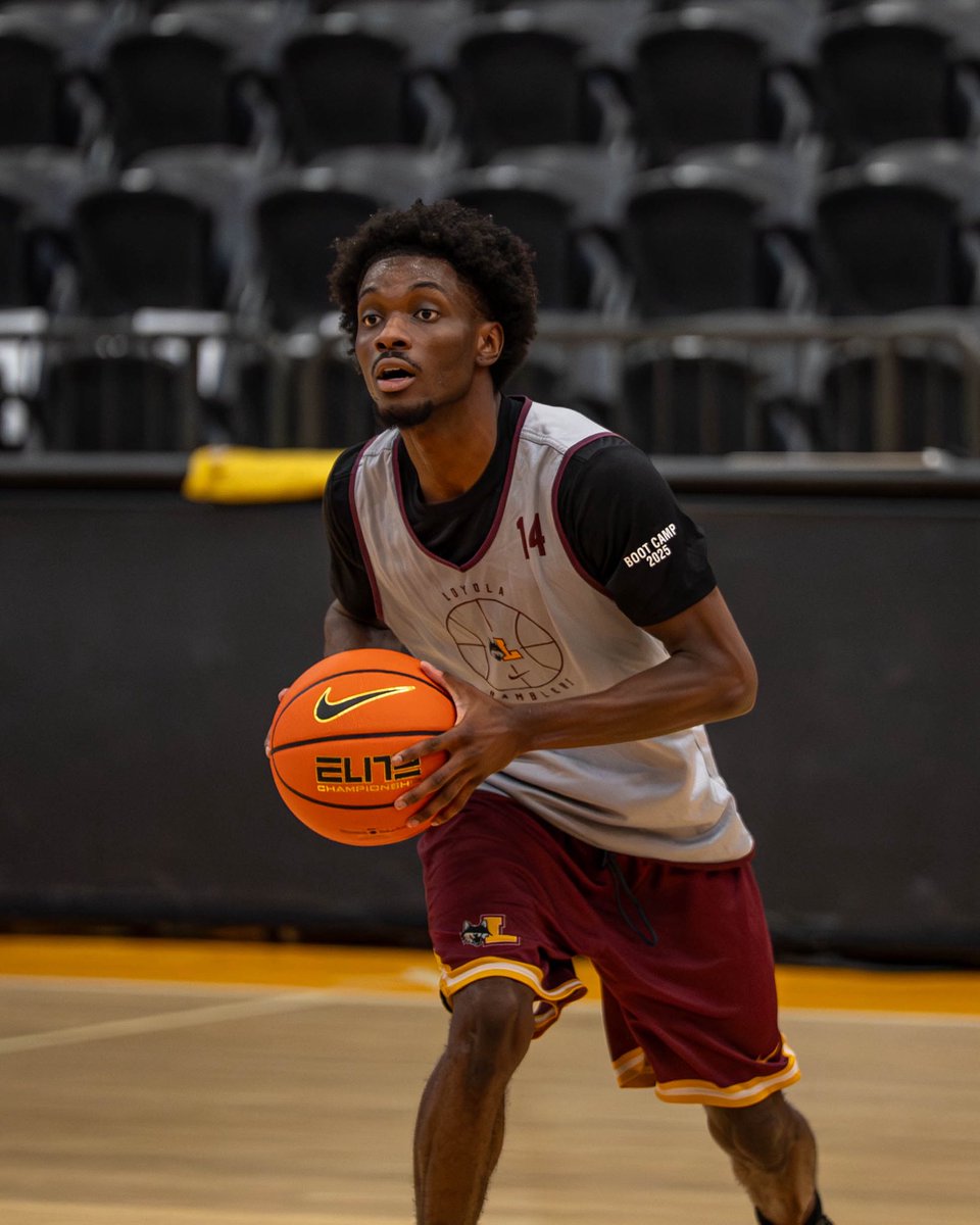 Loyola Men's Basketball tweet media