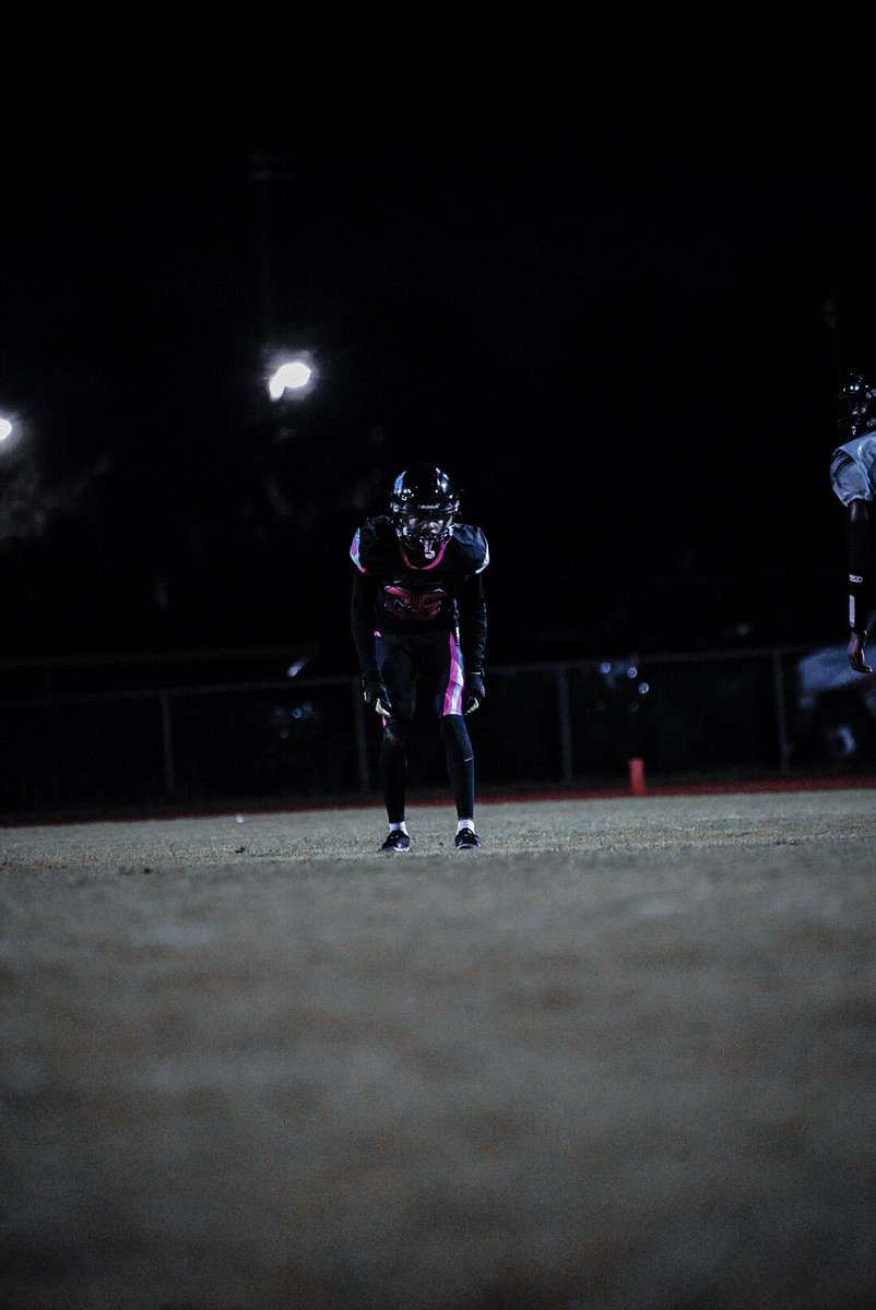 CHECK OUT MY MID SEASON HIGHLIGHTS❗️🔥🔥

hudl.com/v/2Ss1MF