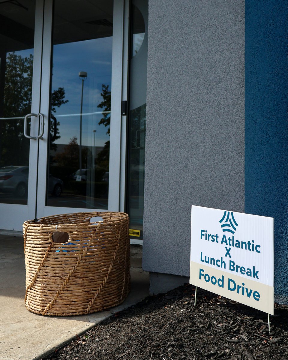 FirstAtlanticCU's tweet image. We loved seeing our community come together for a great cause! From start to finish, Shred Day was a success! Thank you to all who stopped by, and to Data-Struction, Inc. for their expert service!  #ShredDay #FoodDrive #CommunitySupport