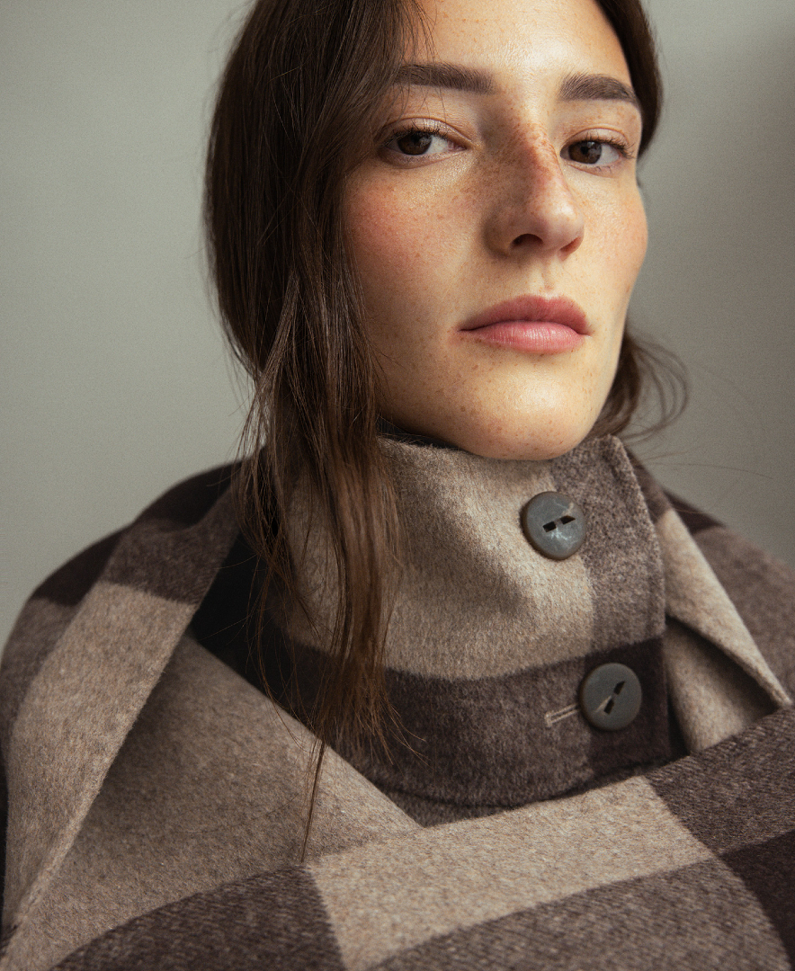 AD_Oficial's tweet photo. Abrigo y bufanda doble faz.​
Sofisticación al cuadrado. ​

Double-faced coat and scarf.
Sophistication, squared.​

#QuietLuxury #AdolfoDominguez https://t.co/Qu0U5dqN5I