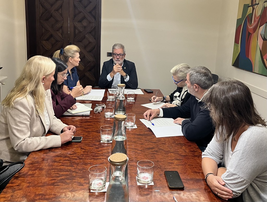 ▶️L’Ajuntament condemna l’actuació del Govern d’Israel contra la Global Sumud Flotilla i exigeix l’alliberament immediat dels seus membres

✍️🏽Els grups del PSC, ERC, JxCat i Comú han subscrit una declaració en una Junta de Portaveus Extraordinària 

+info👉🏽paeria.cat/ca/actualitat/…