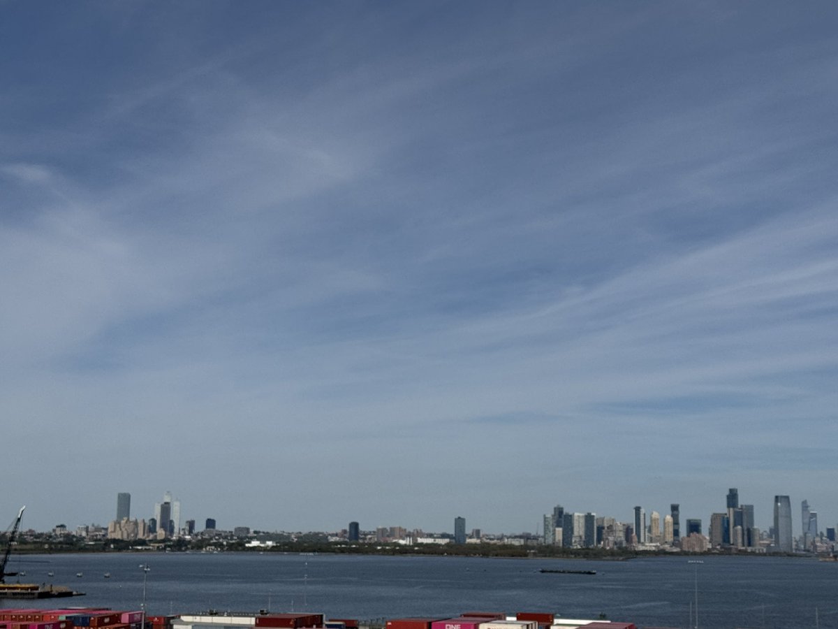 msudawg02's tweet photo. View of New York from Liberty of the Seas in Cape Liberty NJ.  @spann https://t.co/TIFEX2Huq7