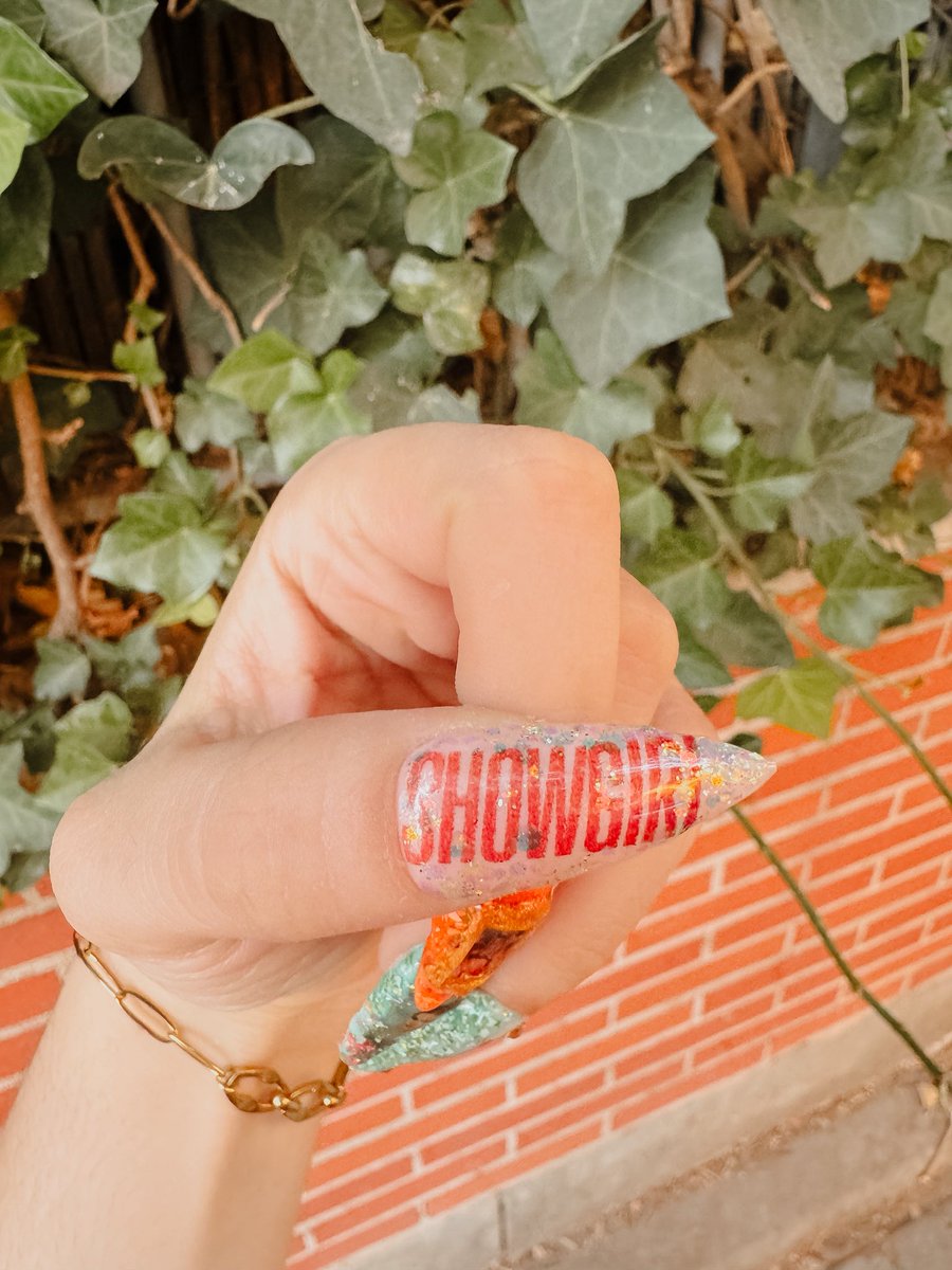 CeceLiciousBook's tweet image. in my showgirl era 💅❤️‍🔥 @taylornation13 #TheLifeOfAShowgirl #TSTheLifeOfAShowgirl