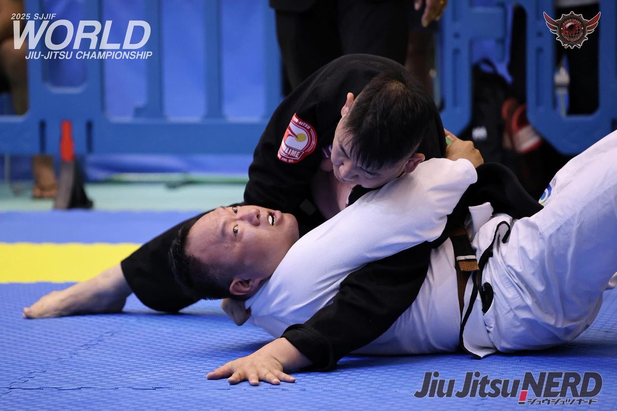 kojima0's tweet photo. SJJIFワールドの試合中の写真も発見いたしました。@Jiu_Jitsu_NERD いつも素敵な写真を撮っていただきありがとうございます。押忍。
#SJJIF #jiujitsu #asjjf #jiujitsunerd #柔術 https://t.co/DZEMem6x3s