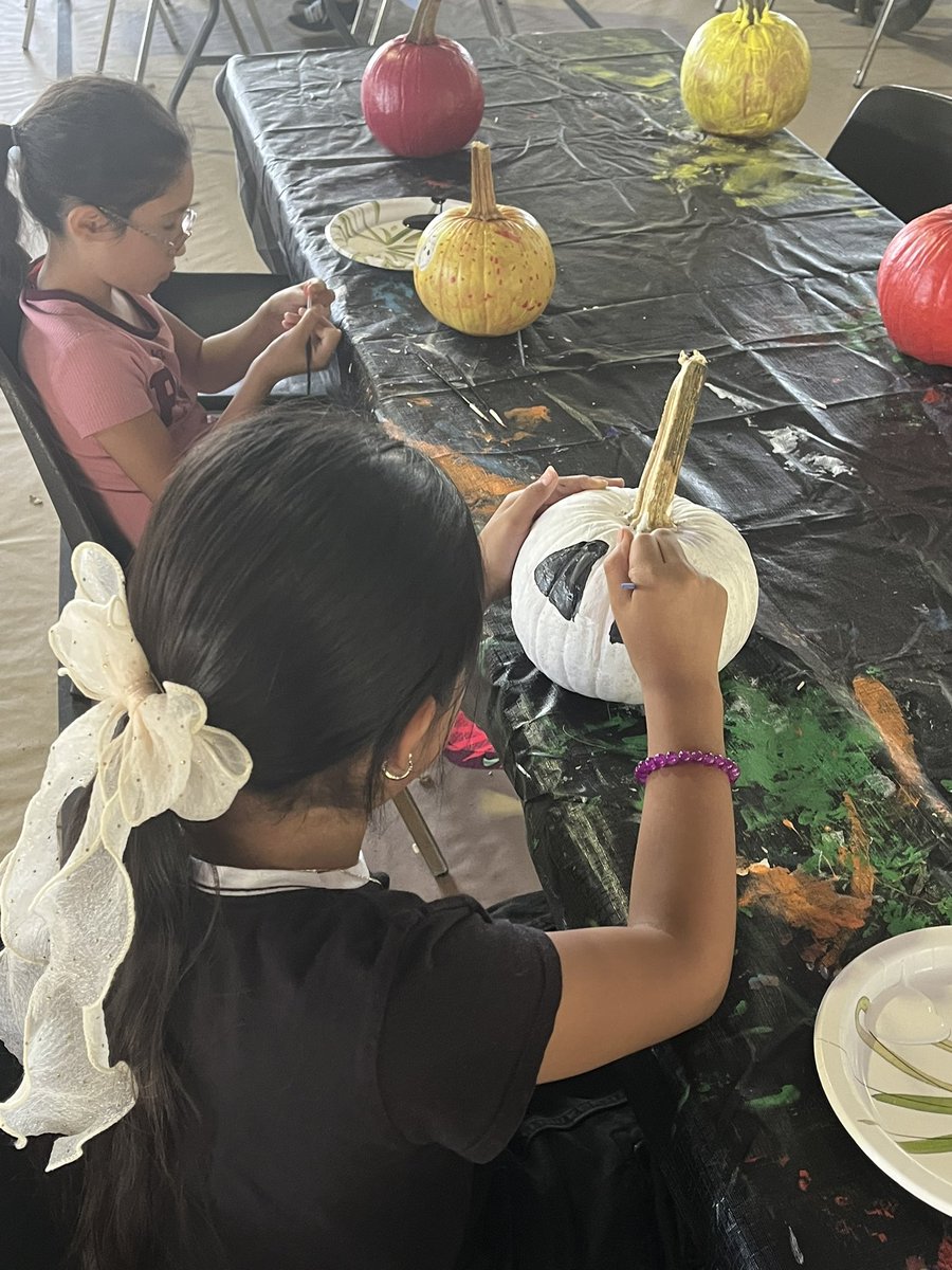 Another awesome day at Pyramid Hill painting pumpkins with the <a href="/Hamilton_RV/">Riverview Elementary</a> fourth graders. We are so happy to be a part of the decorations for operation pumpkin.