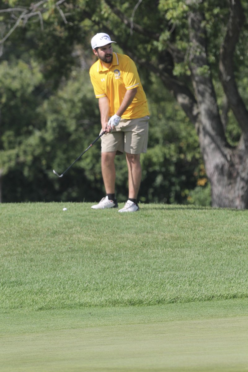 Marian Catholic Athletics tweet media