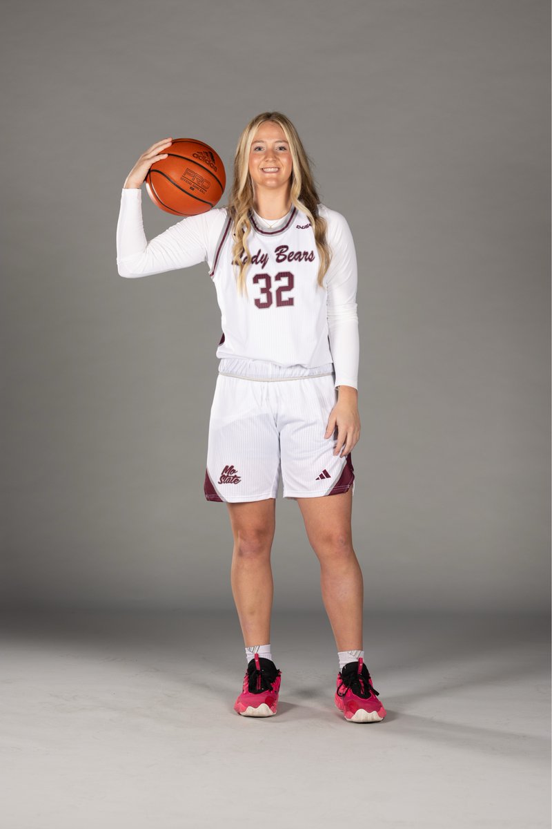 MoStateWBB's tweet image. 3⃣2⃣ days until the Lady Bears hit the court! 🏀

#LadyBears | #WeAreMoState