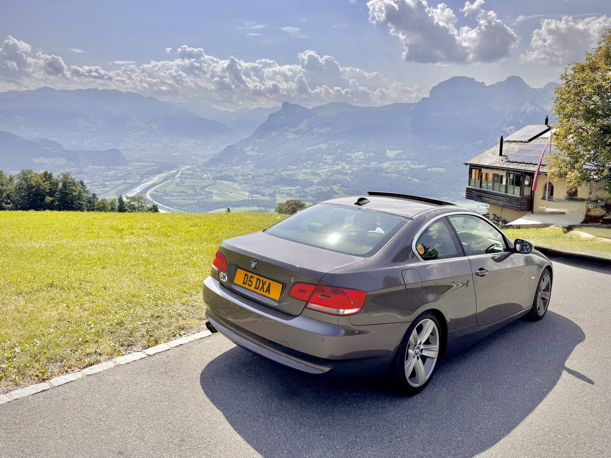 Fun fact: my E92 was registered on this day in 2009 👌