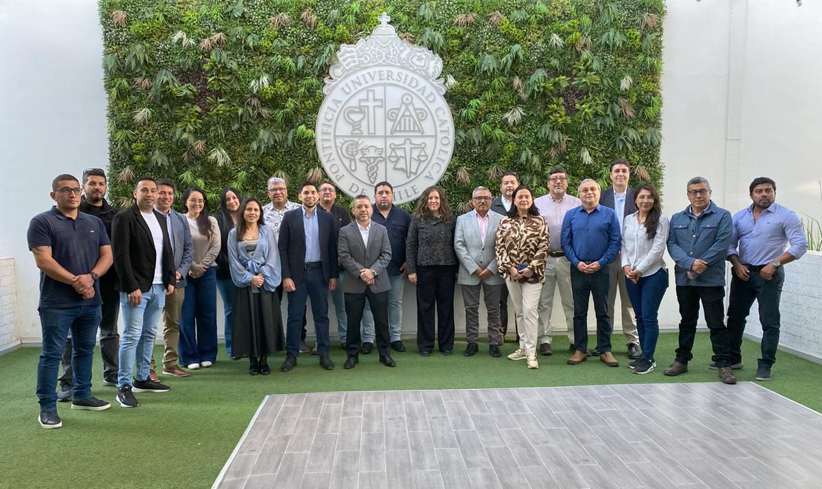 Comenzó 3° convocatoria del Diplomado “Negocio Minero y Gestión Sindical”, que se inició en su primera versión, en agosto de 2024.  Hoy arranca otro proceso para un nuevo grupo de dirigentes sindicales, pertenecientes a los sindicatos afiliados a la FTC 👉ftc.cl/comienza-terce…