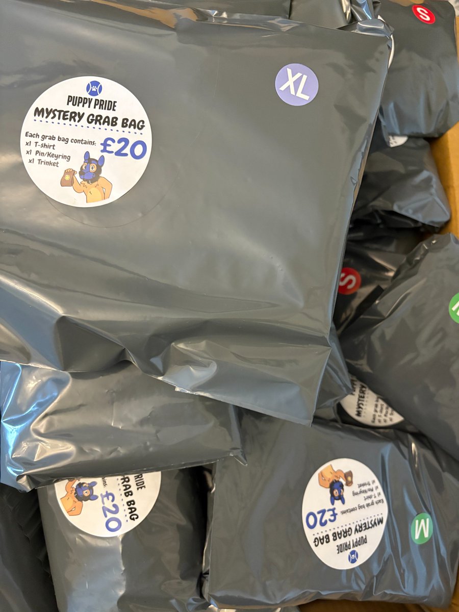 New #GrabBags coming to a market near you!

We'll be taking these to <a href="/PupOutLondon/">Pup Out</a> &amp; <a href="/doggyweekend/">DoggyWeekendUK</a> in October

You won't find these bags on our website at the moment, so you'll have to see us in person if you want to get some

However there's loads more on puppypride.store