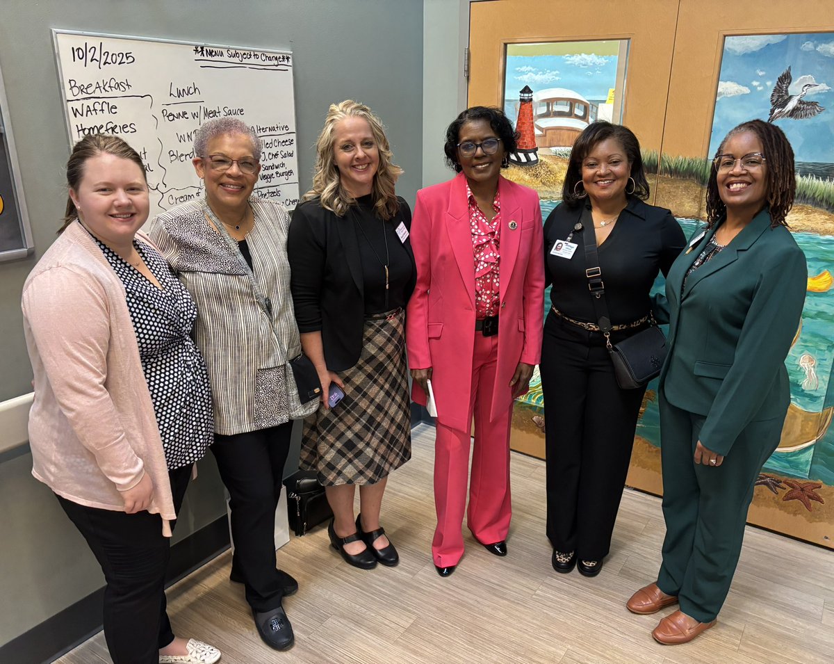 I enjoyed spending the morning with the Peninsula Agency on Aging. We discussed programs and resources that help senior citizens thrive. I was grateful for the engagement, ideas, and commitment that everyone brought to today’s Meet and Greet.