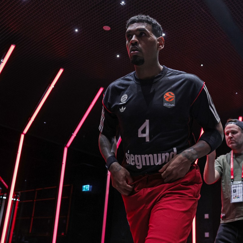 FCBBasketball's tweet photo. Wir starten mit XRM, Kratzer, Lučić, Jović und Mike in den Home-Opener!
#WeBallTogether #BAYCZV | Foto: EuroLeague https://t.co/va4IJxhiHx