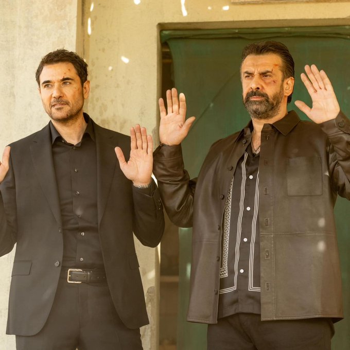 عشاق السينما على موعد مع ثنائيات لافتة تمزج بين الأكشن والتشويق والكوميديا، من أبرزها تعاون كريم عبدالعزيز و أحمد عز الذي يترقبه الجمهور بشغف كبير. اكتشفوا أبرز الأعمال المنتظرة قريبًا وشاركونا: أي ثنائية تتطلعون لرؤيتها أكثر؟ 