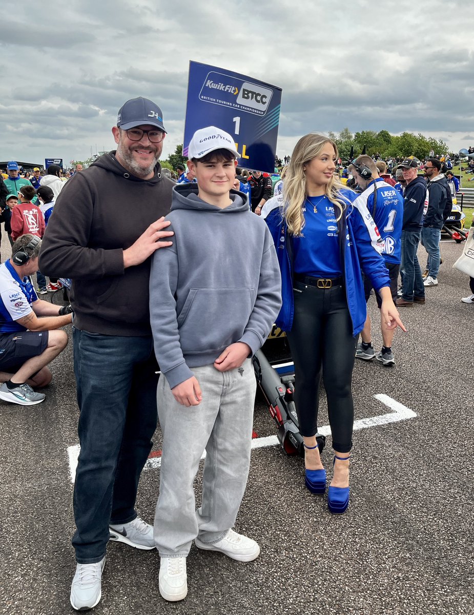 For one last time this Sunday. Supporting <a href="/JakeHillDriver/">Jake Hill</a> in the British Touring Car Championship. #btcc #teamhill   What a fantastic time it’s been.