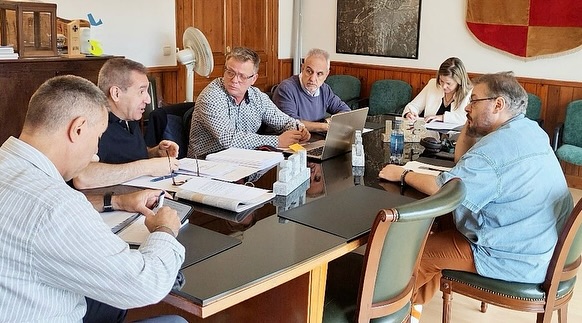 Eth Plen der Ajuntamet de Les apròve eth nomentament deth Jutge de Patz buff.ly/RUXo5wG