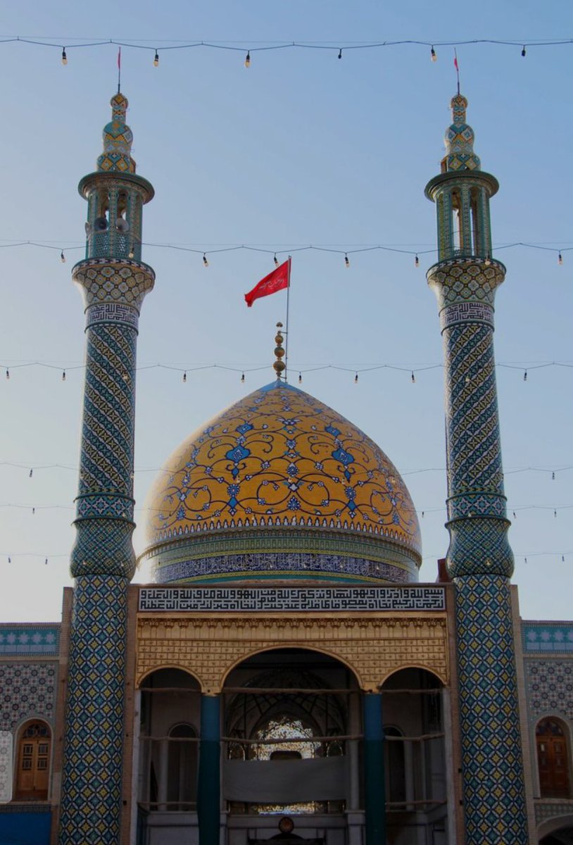 banookashaiii_6's tweet photo. ما کاشونیا هر وقت دلتنگ حرم امام حسین میشیم میایم زیارت #شهید_اردهال که مثل جدش امام حسین شهید شدند
#دیار_میانداران https://t.co/uZsDSt1wsv